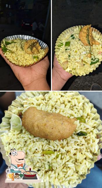 Fried rice at Shamanur Mandakki Hotel