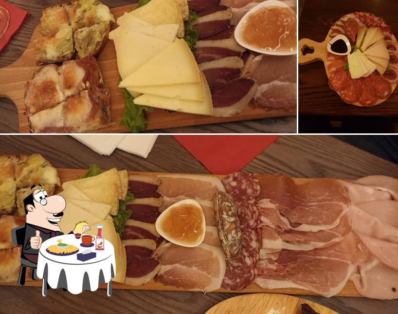 Piatto di formaggi al Kiwi Jam