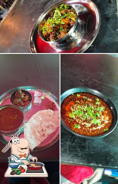 Chicken curry at Hotel DongarMala