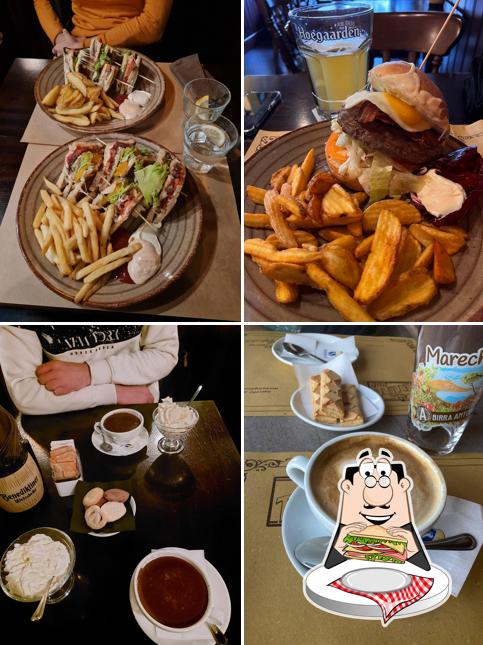 Club sandwich al Tetley's Pub