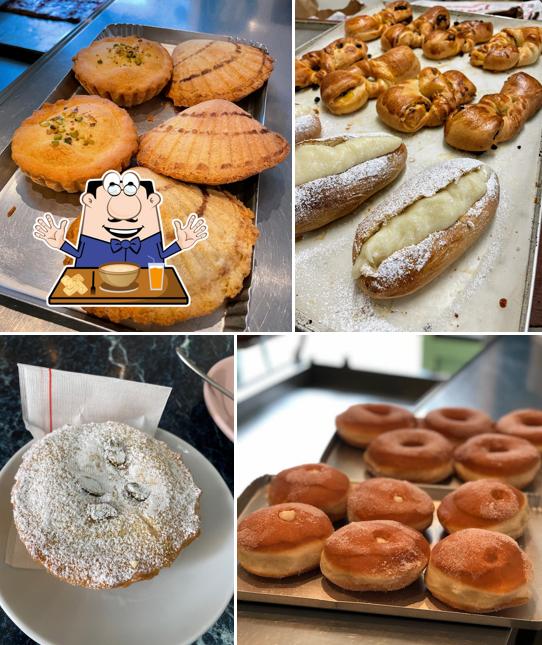 Platti al Bar Pasticceria OASI