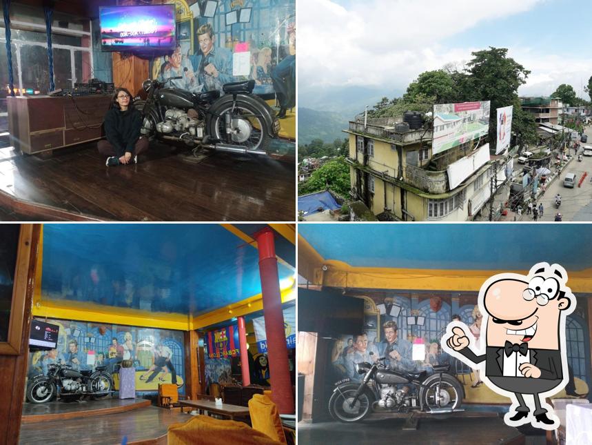 You can get some fresh air at the outside area of King Thai Hotel And Restaurant (SUPER MARKET)