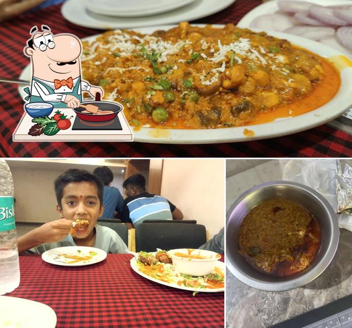 Chicken curry at Hotel Basuri