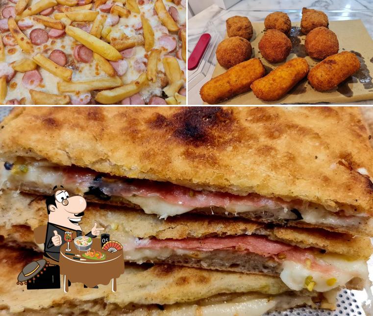 Cibo al Porzioni di Pizza Portici via Libertà 94