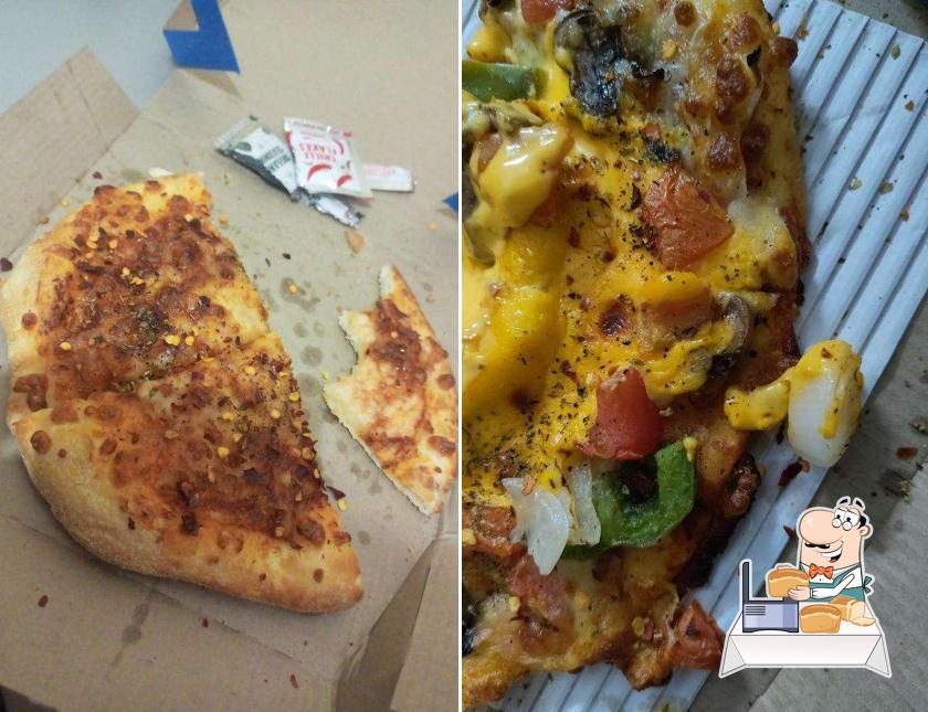 Garlic bread at Domino's Pizza Garlic bread at Domino's Pizza