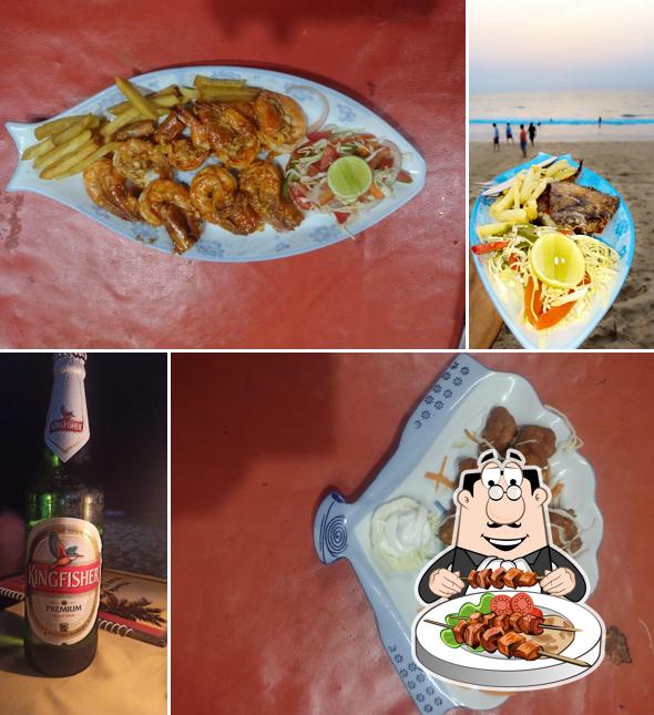 Food at Dreamers shack by Francis Fernandes