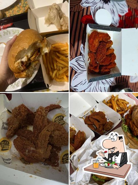 Food at Hulk's Burger