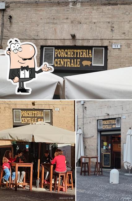 Dai un'occhiata agli interni di Porchetteria Centrale