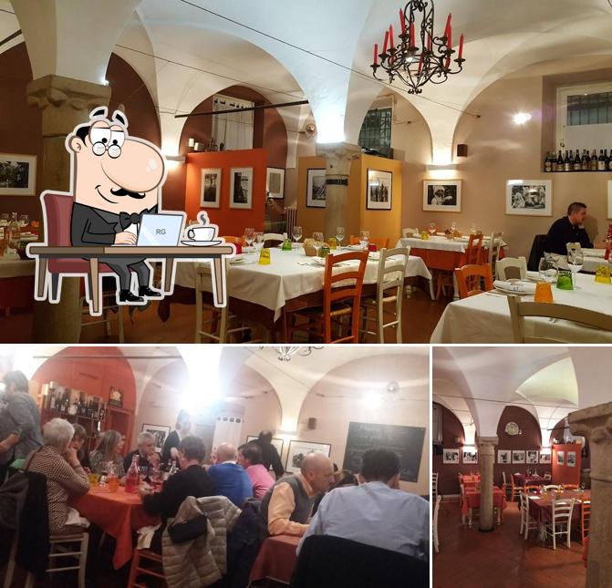 Dai un'occhiata agli interni di Trattoria Urbana "Mangiafuoco"