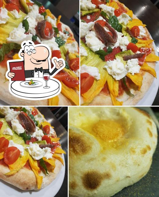 Platti al Pizza Margherita Risto Pub