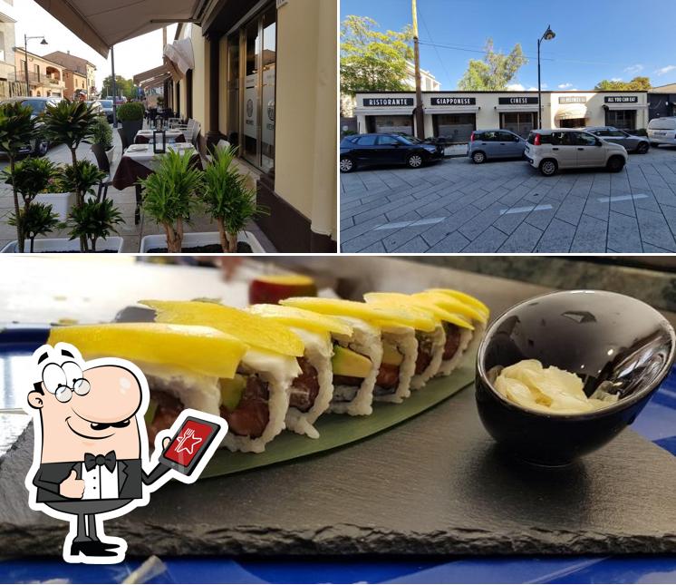 La foto della esterno e cibo di Ristorante Giapponese e Cinese Meiwei