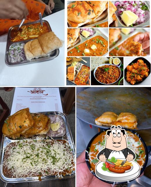 Food at Aahar Pav Bhaji & Chinese