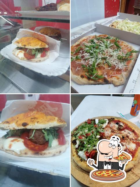 A Pomodoro Pizzeria, puoi assaggiare una bella pizza