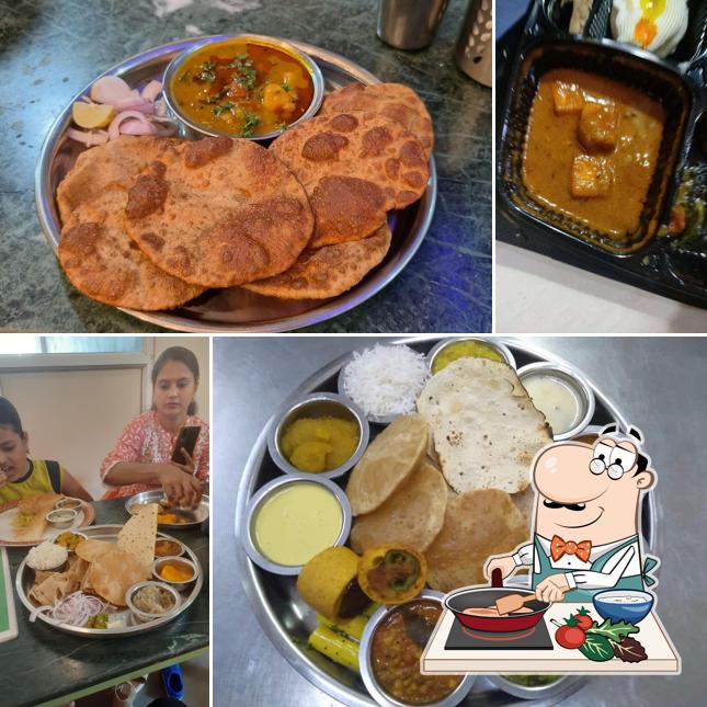 Chicken curry at Arya Foods