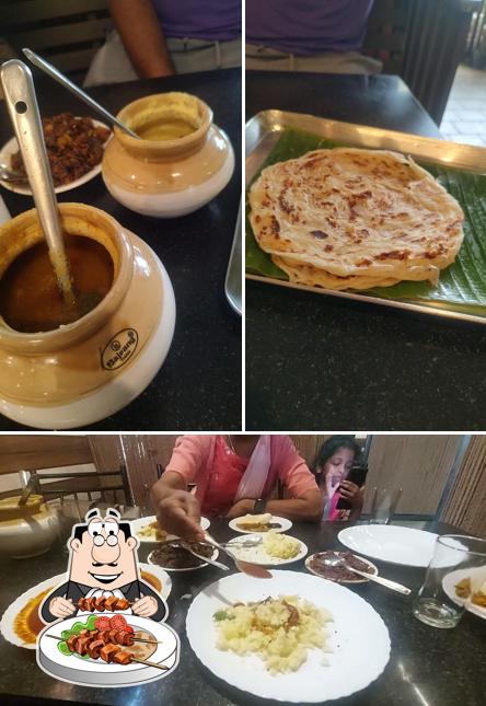 Food at Manthoppu Family Restaurant