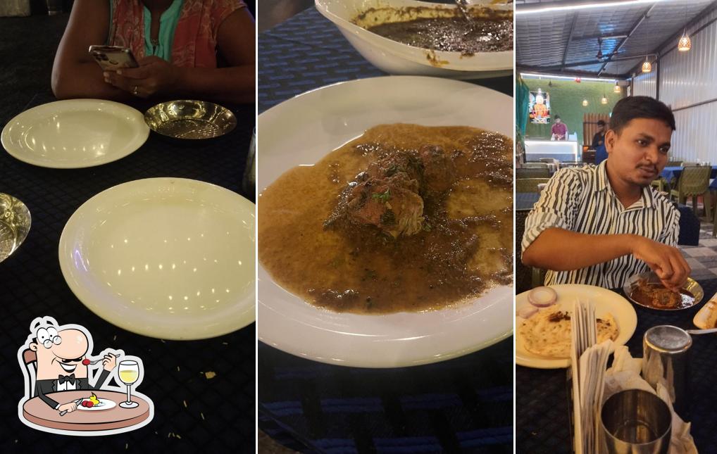 Meals at Panjabrao Patil Varhadi Dhaba