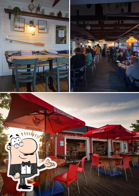 L'Épave Bistro marina