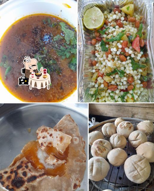 Food at Sindhi pakwan