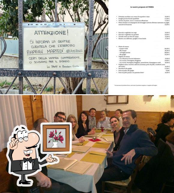 Siediti a un tavolo di Bandiera Gialla