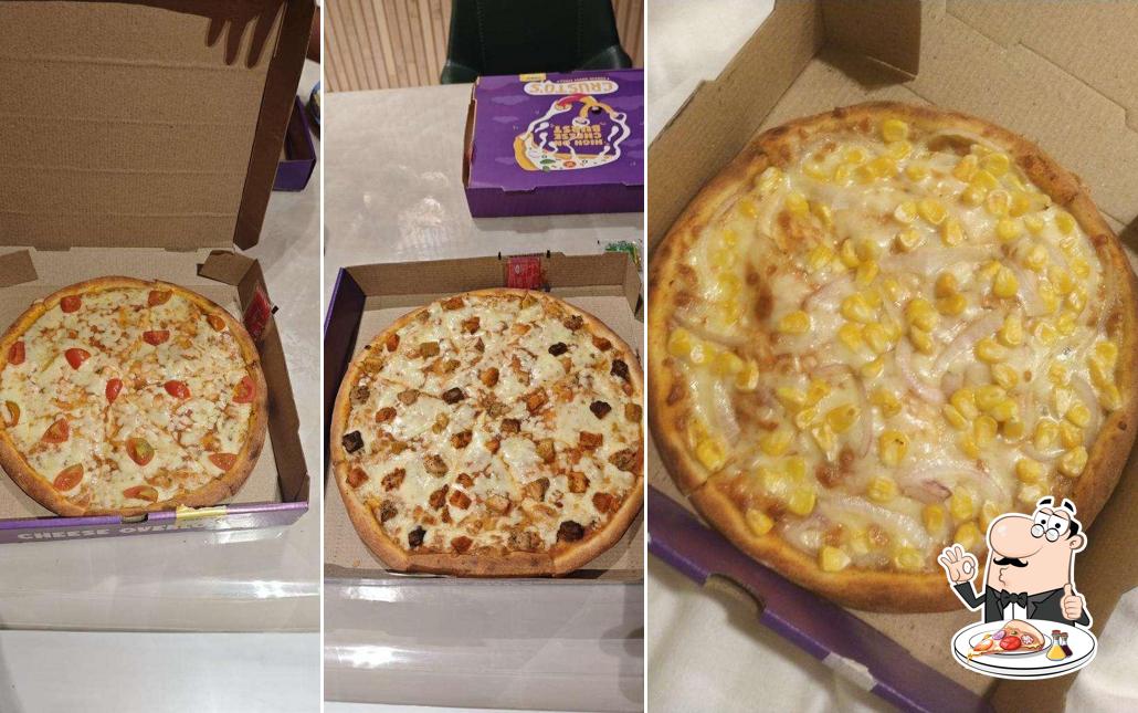 Order pizza at Crusto's - Cheese Burst Pizza By Olio