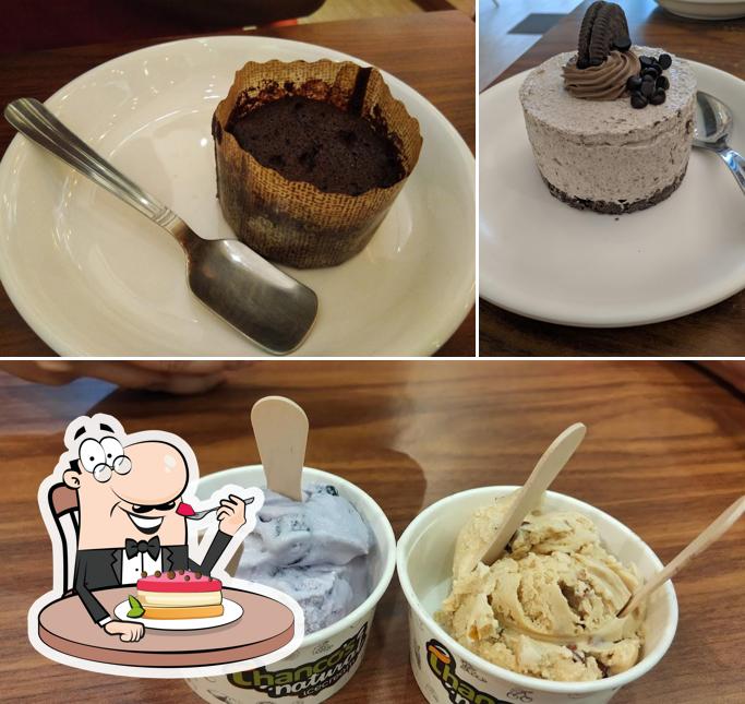 7 Heaven provides a range of sweet dishes