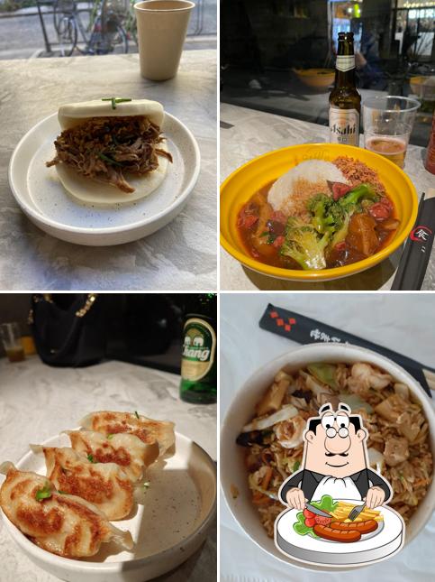 Panino con maiale stirato al Wokin