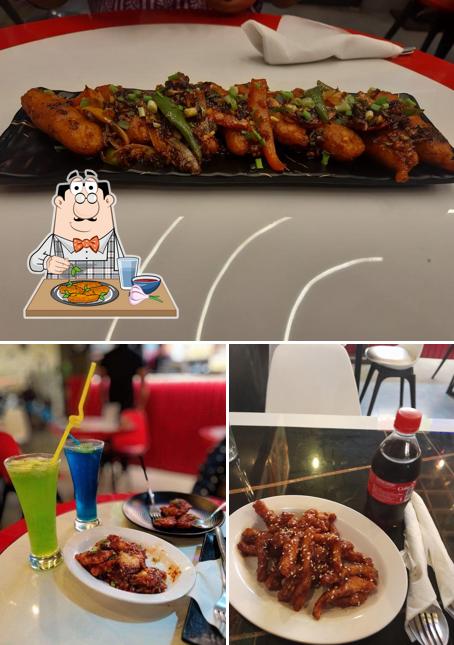 Chicken wings at FlexEat Cafe