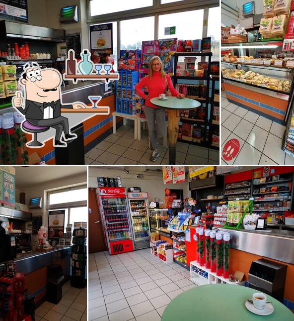 Gli interni di Commercio