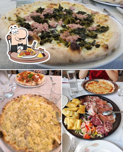 A La Vela, puoi provare una bella pizza