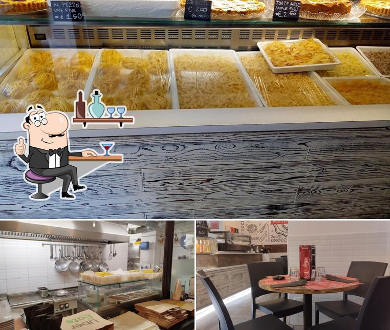 Gli interni di Pasta In Corso