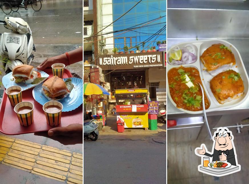 Meals at SRS Mumbai vada pav