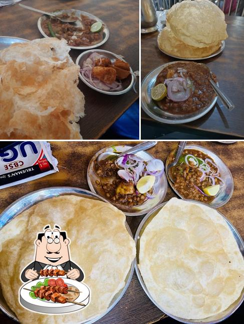 Chole bhature at Pinka Ji Chole Bhature