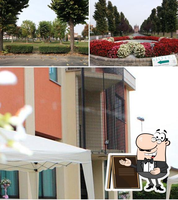 Puoi goderti l'aria fresca da seduto all'esterno di Ristorante Hotel Giardino dei Tigli