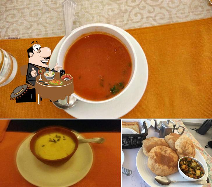 Meals at Jagat Niwas Palace Hotel