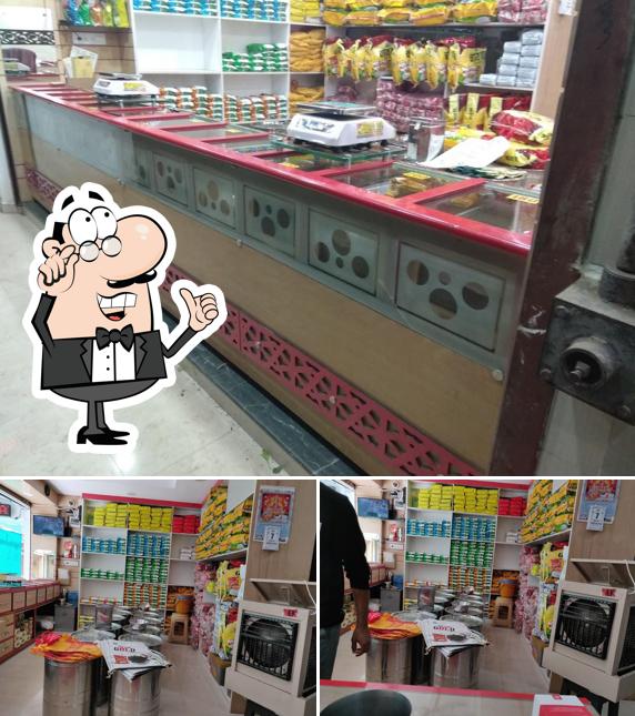 The interior of Chay Ghar Bada Bajar Sehore Loose Tea