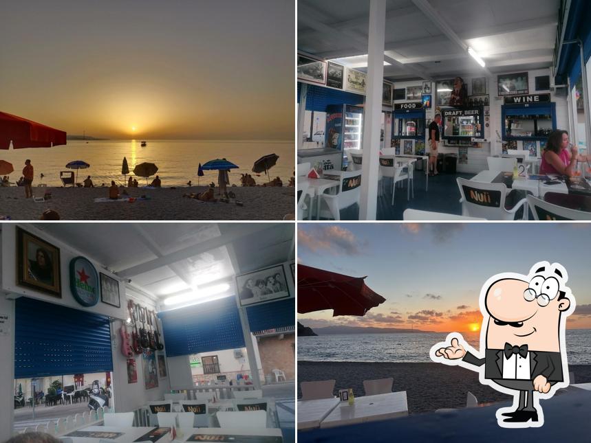 Dai un'occhiata agli interni di Dalì City Pub Scilla