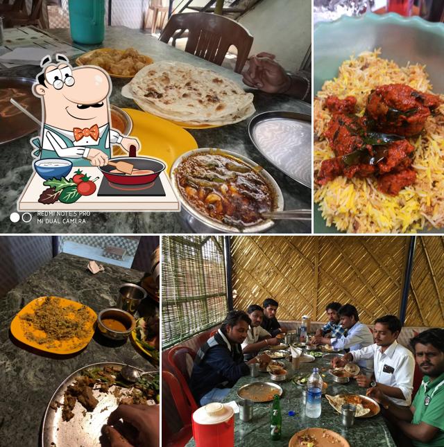 Chicken curry at Pooja Dhaba