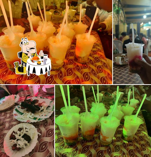 Food at Pachoos Food Court