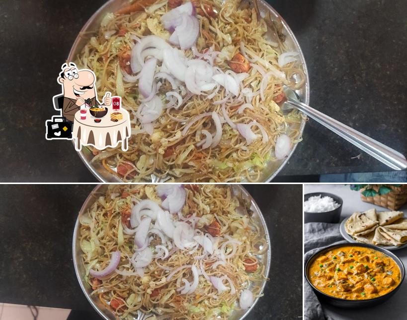 Meals at Chick'en Lick'en