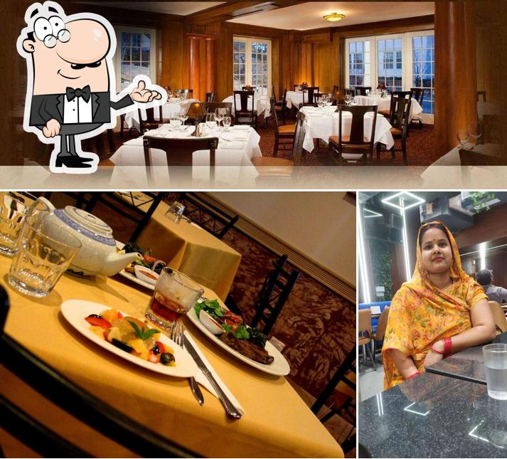 The interior of Raj bhog