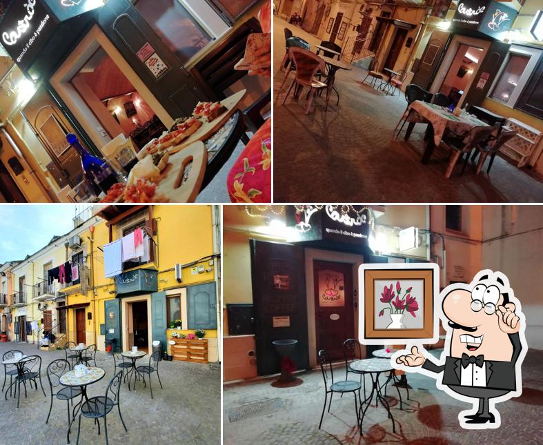 Siediti a un tavolo di Castròc