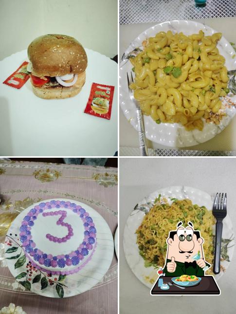 Macaroni and cheese at Half Fried