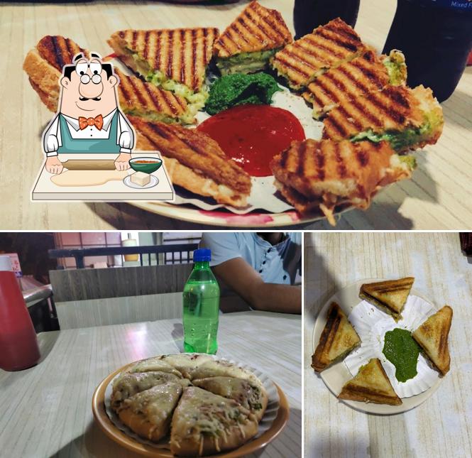 Samosa at Aahar Pizza Parlour