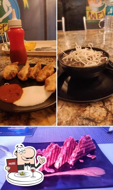 Food at Mugs and spoons