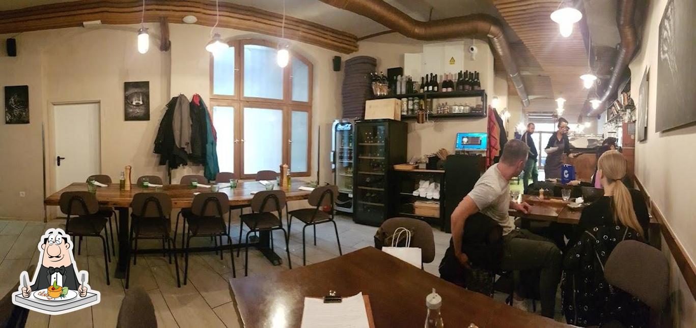 Platti al Bar&Ton Rougemarin