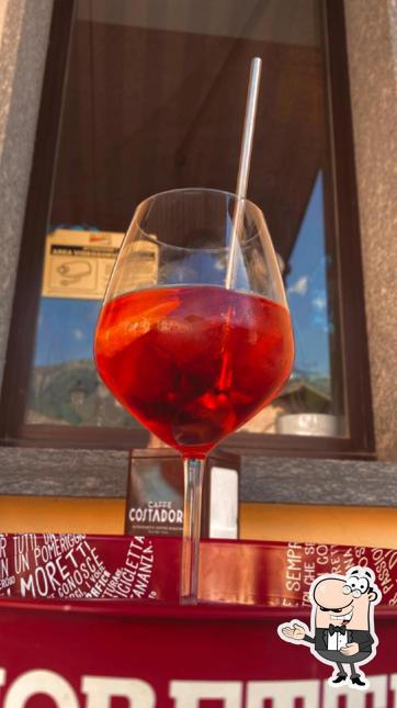 Vedi questa immagine di Bar Collo