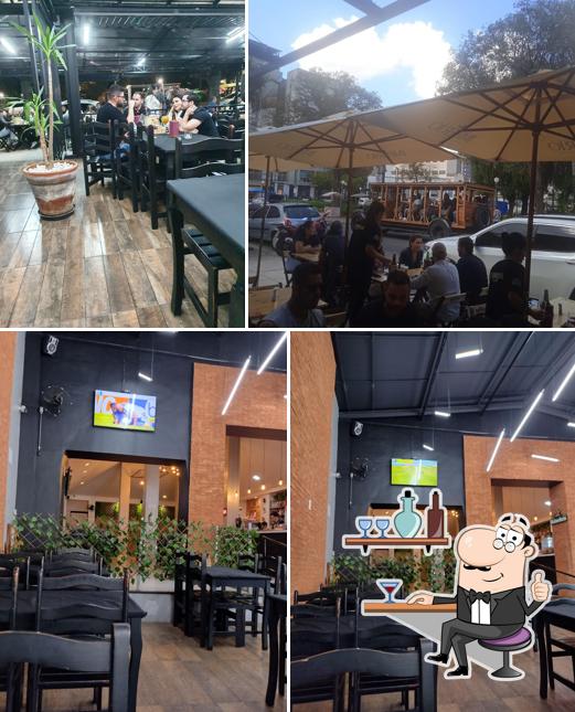 O interior do Bar do Jayme