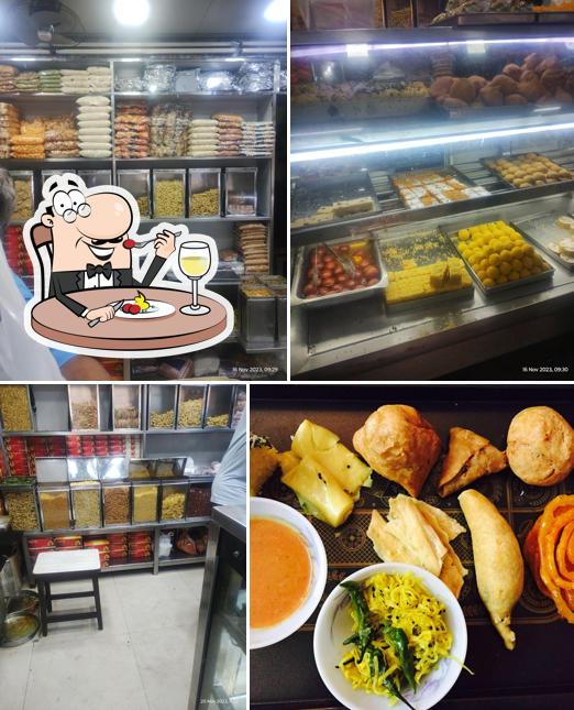 Food at Saurashtra Nimki House