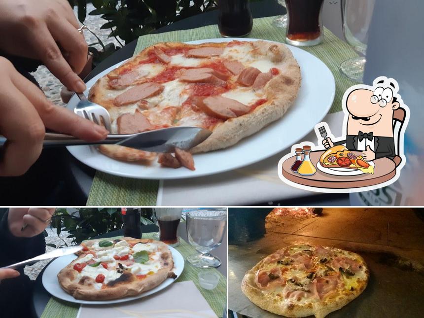 Scegli tra le svariate varianti di pizza