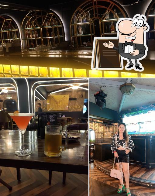 Station Bar is distinguished by exterior and seo_images_cat_1172